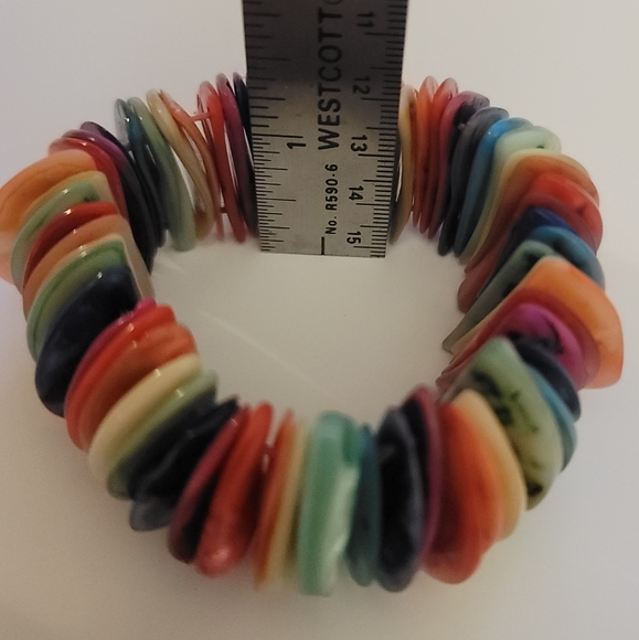 Colorful Shell Stone Elastic Bracelet - Picture 3 of 9